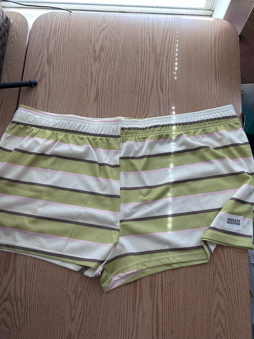New Women’s Grayson/Threads Athletic Shorts Elastic Waistband White Lime Pink 2X